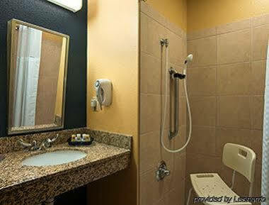 Quality Inn & Suites Washington Dış mekan fotoğraf